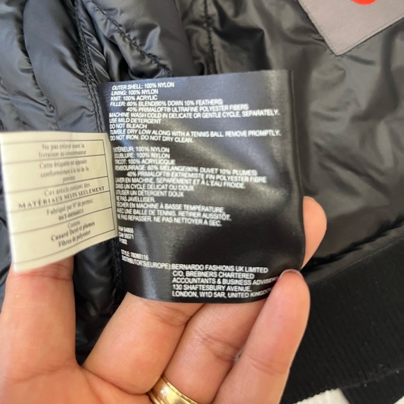 Bernardo Black Quilted Bomber Jacket Women’s L Primaloft Water Resistant - Picture 16 of 17